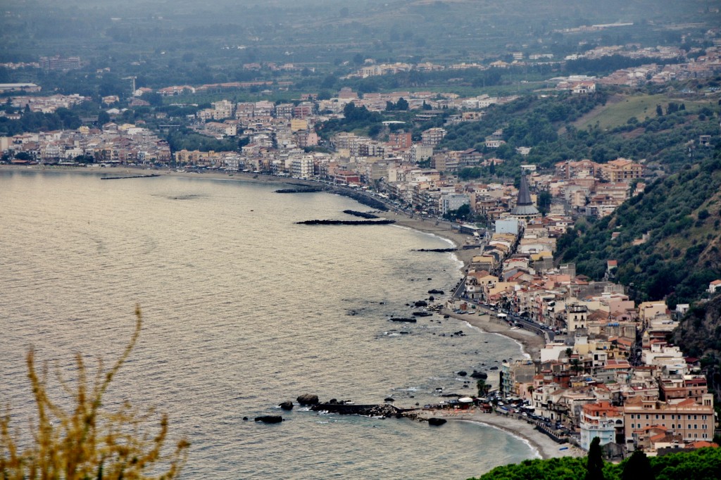 Foto: Vistas desde el teatro griego - Taormina (Sicily), Italia