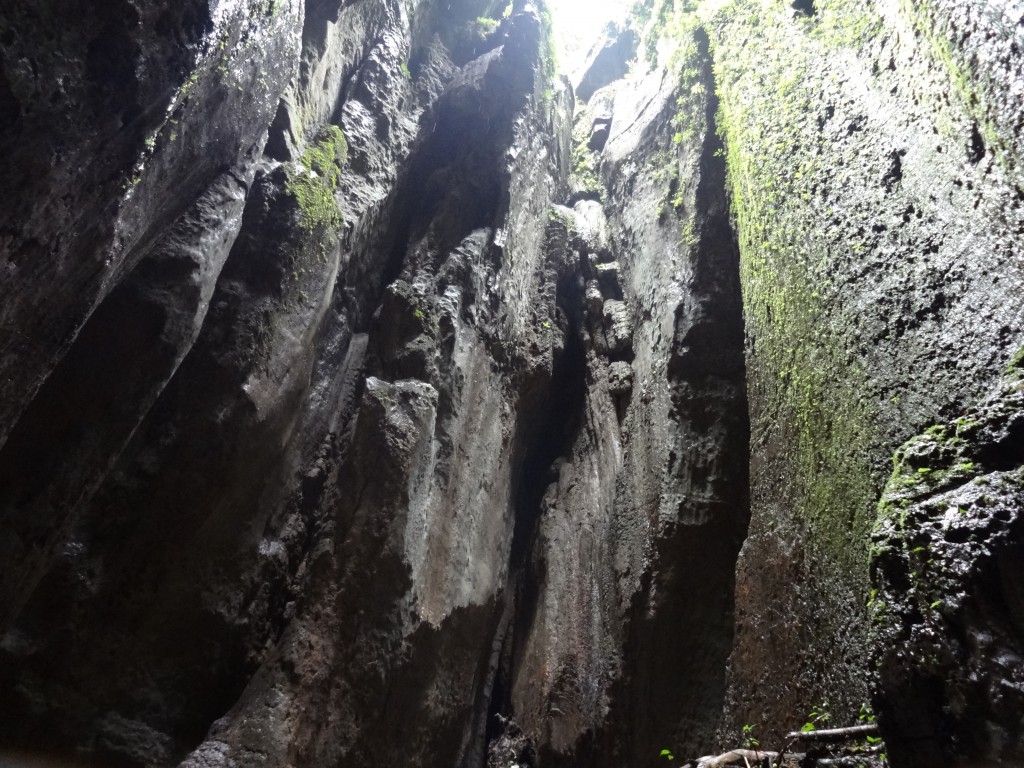 Foto: Dentro de la cueva - Puyo, Chuvitayu (Pastaza), Ecuador