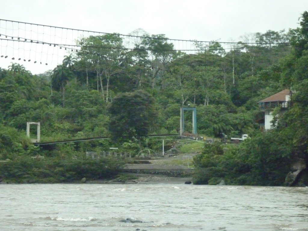 Foto: Rio Pastaza - Puyo-Chuvitayu (Pastaza), Ecuador