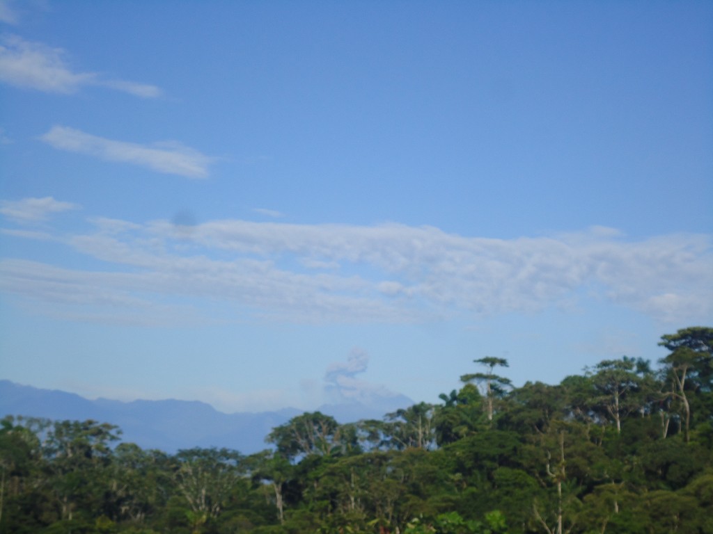 Foto: Vista al volcan Tungurahua - Simón Bolívar (Pastaza), Ecuador