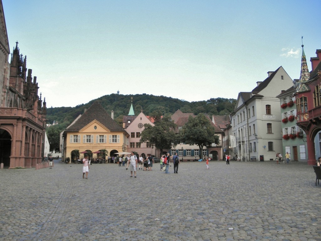 Foto: Plaza de la Catedral - Freiburg im Breisgau (Friburgo) (Baden-Württemberg), Alemania