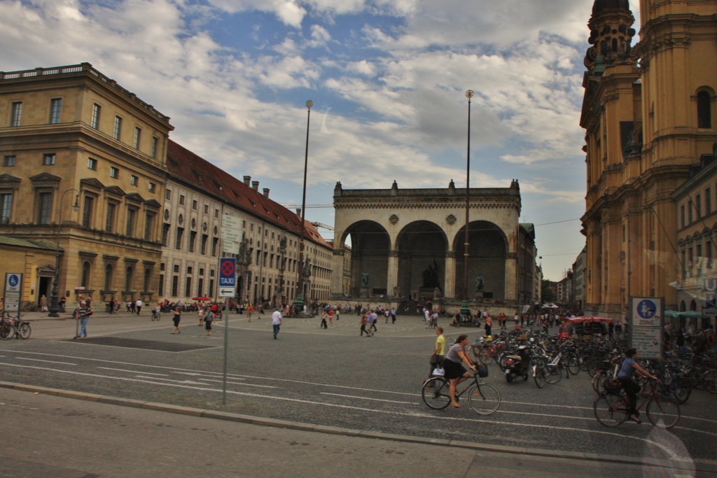 Foto: Odeonplatz - Múnich (München) (Bavaria), Alemania