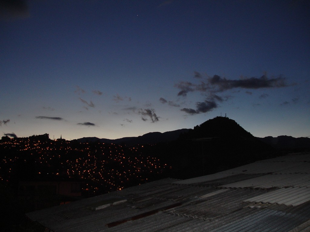 Foto: Amanecer Caldense - Manizales Caldas, Colombia