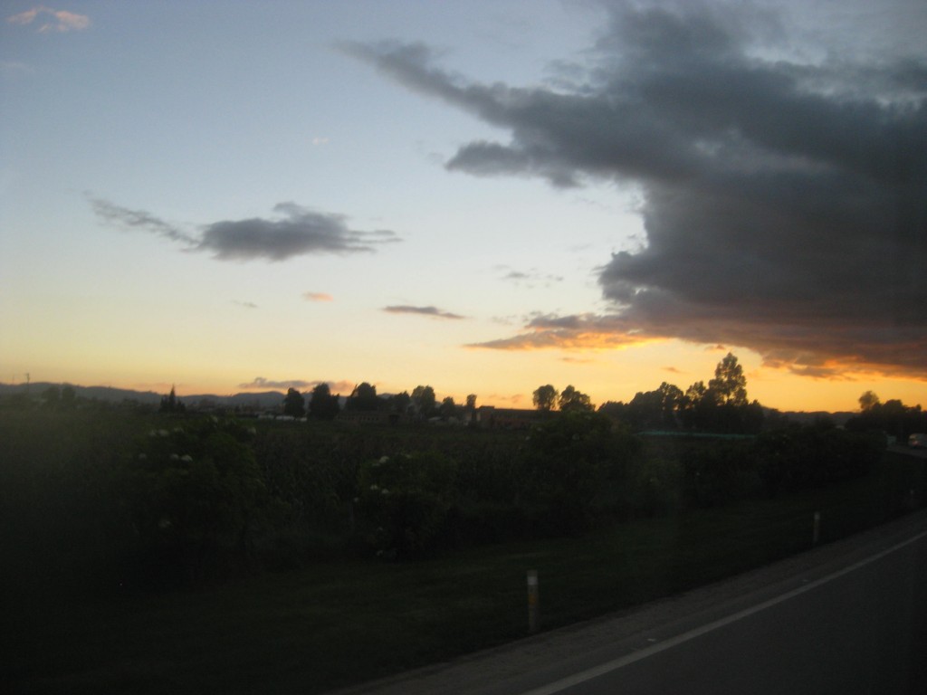 Foto: Amanecer via a Chinchiná Cds. 1 - Vía a Chinchiná (Caldas), Colombia