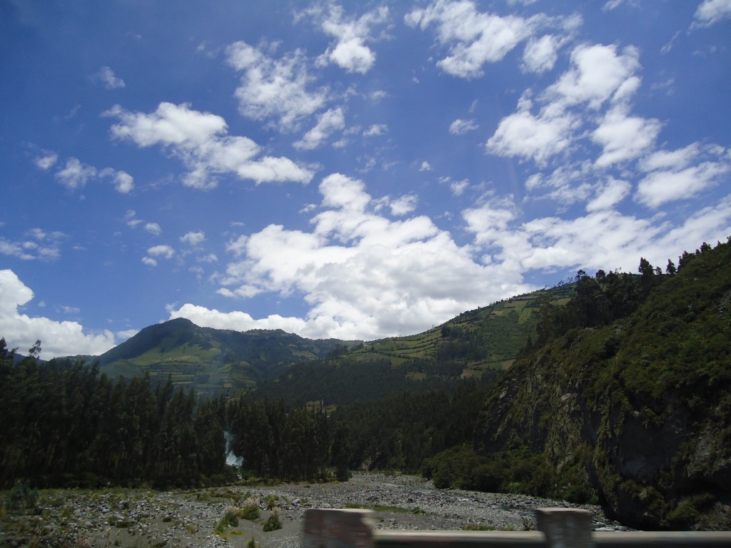 Foto: Sobre el río Puela. - Puela-Penipe (Chimborazo), Ecuador