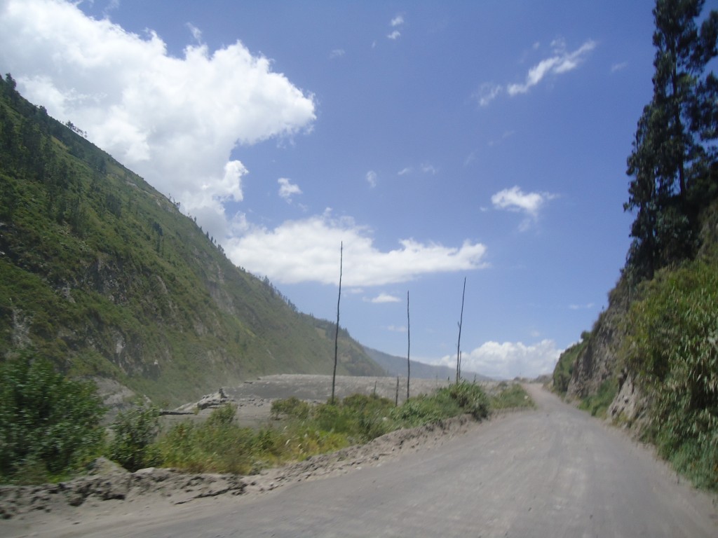 Foto: Bariante de la carretera Baños-Riomaba - Bilbao (Chimborazo), Ecuador