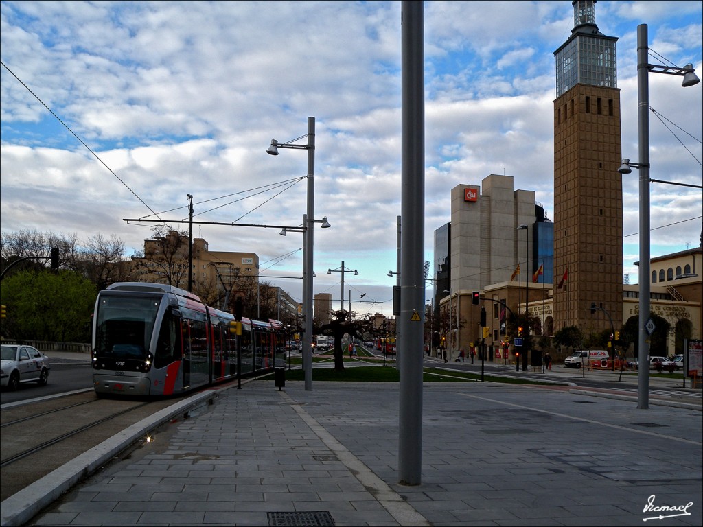 Foto: 110328-01 Tranvia Zaragoza - Zaragoza (Aragón), España