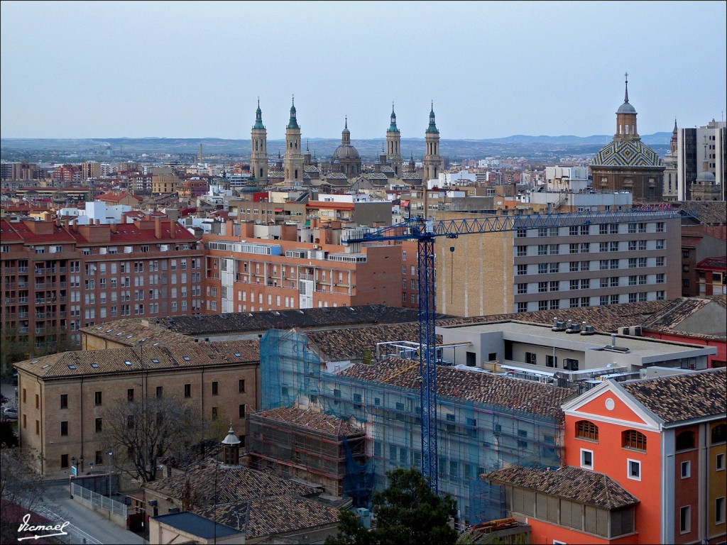 Foto: 110402-27 DESDE MUSEO PABLO SERRANO - Zaragoza (Aragón), España