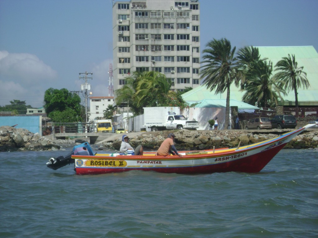 Foto: Llegando A La Isla En Bote - Porlamar (Isla Margarita), Venezuela