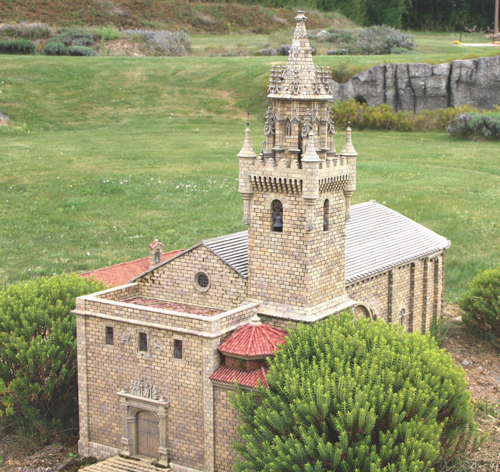 Foto: Iglesia de Uncastillo - Sabiñánigo (Huesca), España