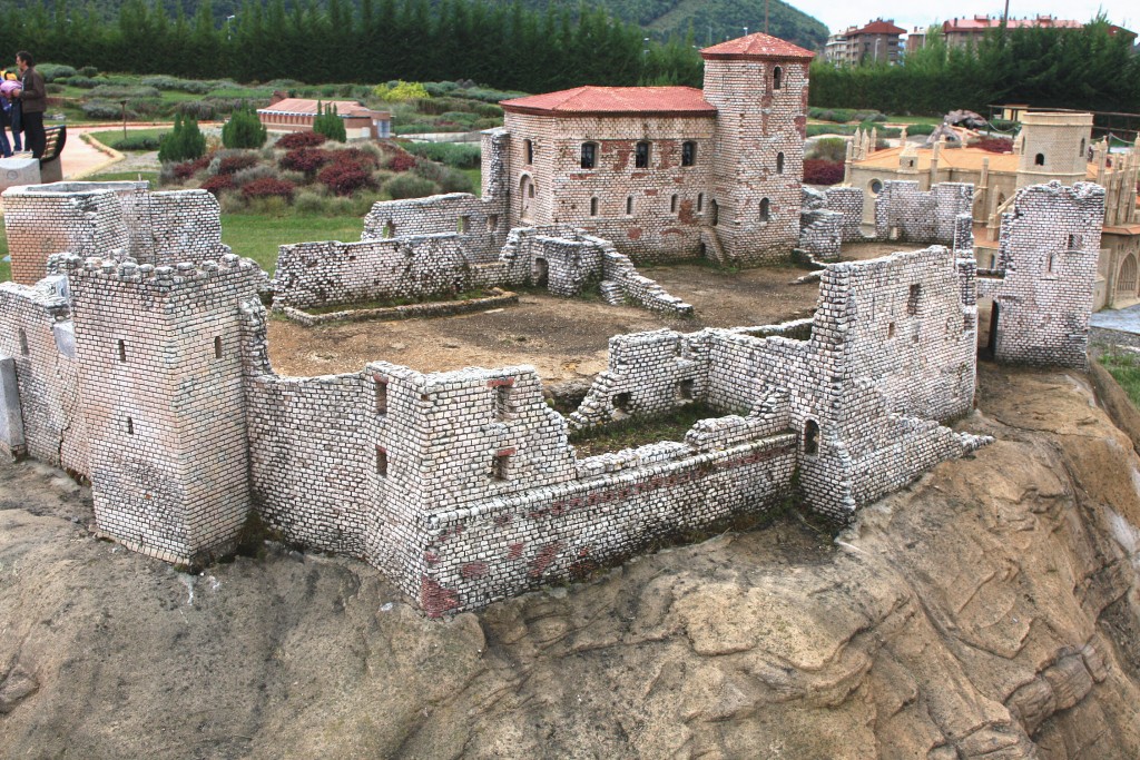 Foto: Castillo de Montearagón - Sabiñánigo (Huesca), España