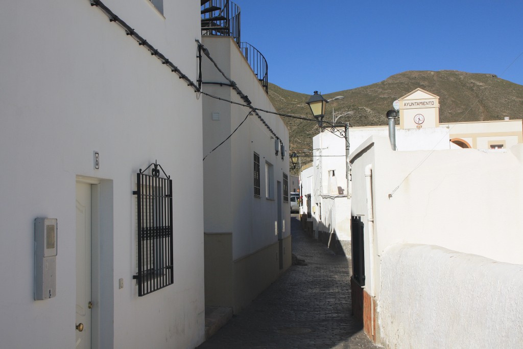 Foto: Vista del pueblo - Enix (Almería), España