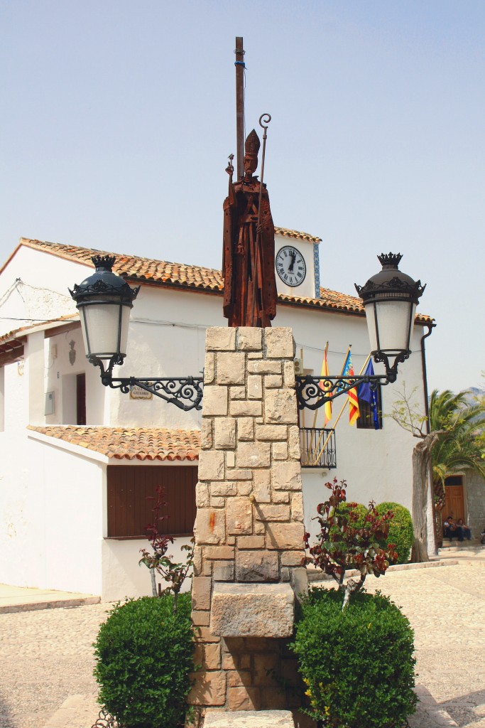 Foto: Estatua de San Gregorio - El castell de Guadalest (Alicante), España