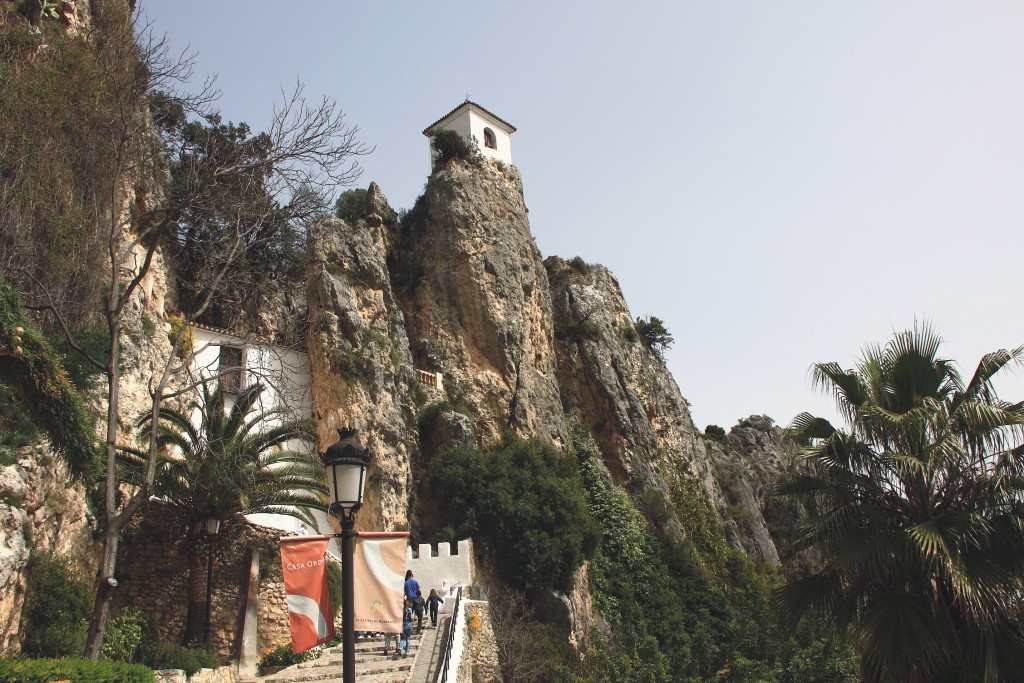 Foto: Vista de la fortaleza - El castell de Guadalest (Alicante), España