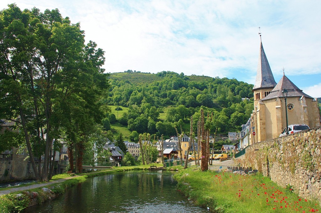 Foto: Vista desde el puente - Arreau (Midi-Pyrénées), Francia