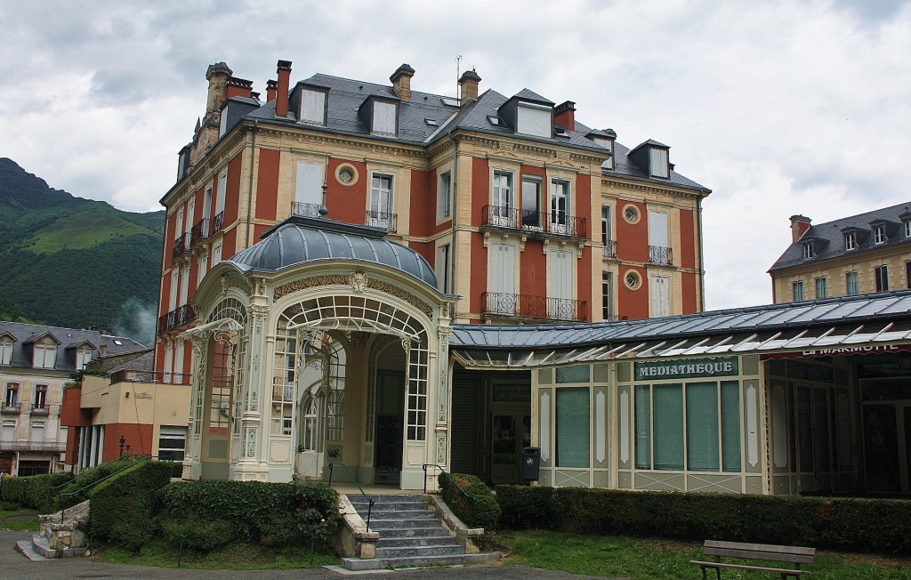 Foto: Galerias de la explanada - Cauterets (Midi-Pyrénées), Francia