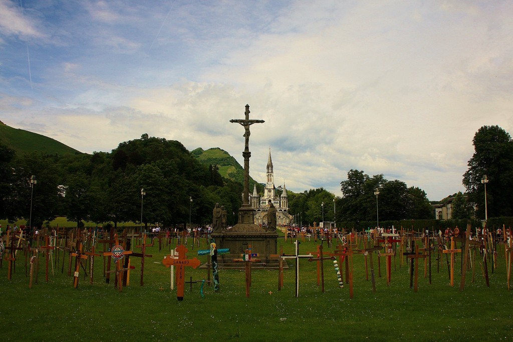 Foto: Entrada del Rosario - Lourdes (Midi-Pyrénées), Francia