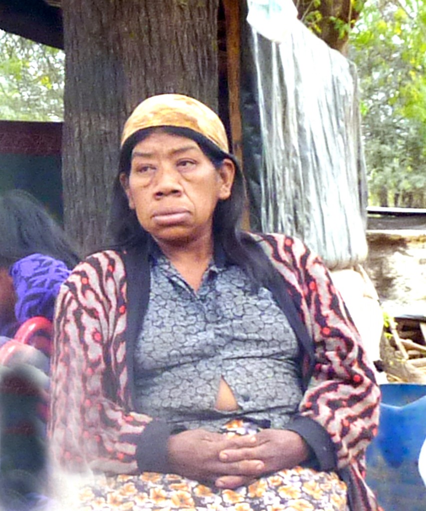 Foto: Mujer wichi - Tartagal (Tonono) (Salta), Argentina