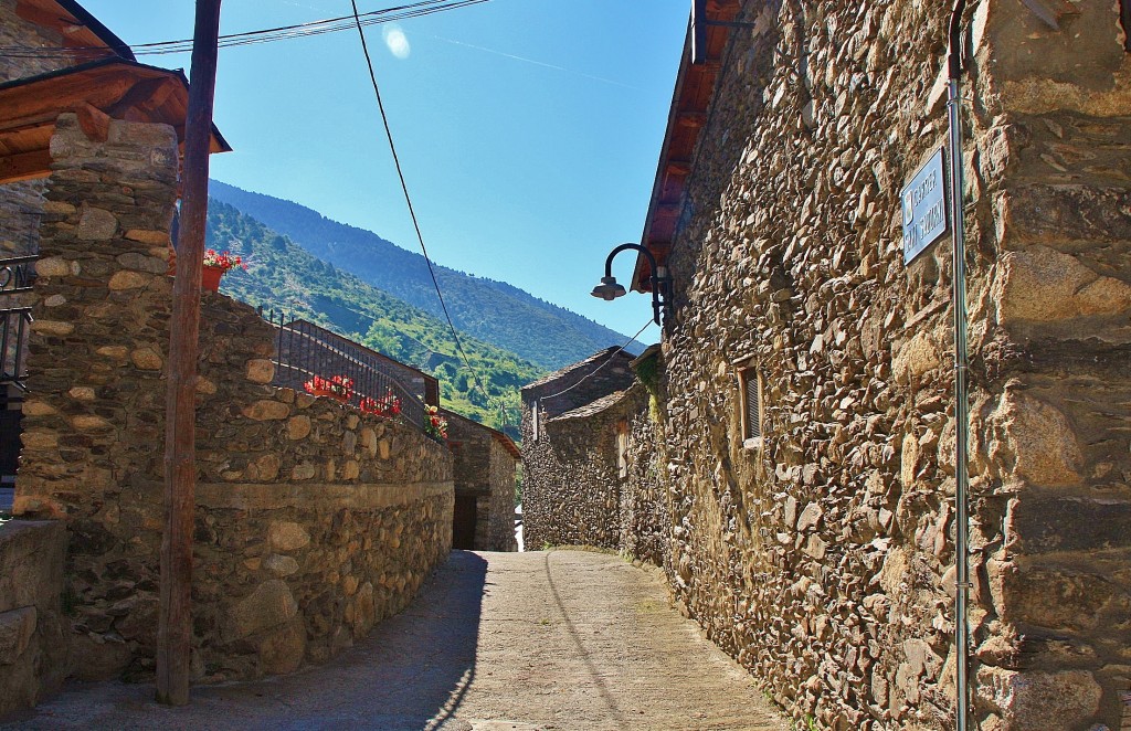 Foto: Centro histórico - Meranges (Girona), España