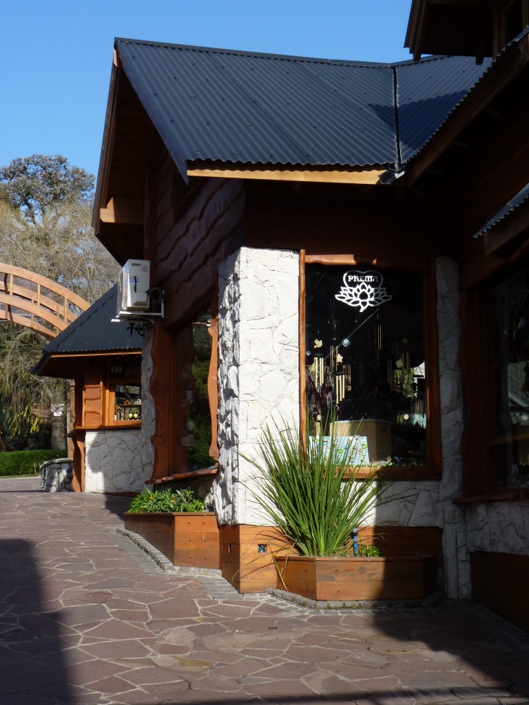 Foto: Centro comercial de la Cumbre - Sierra de los Padres (Buenos Aires), Argentina