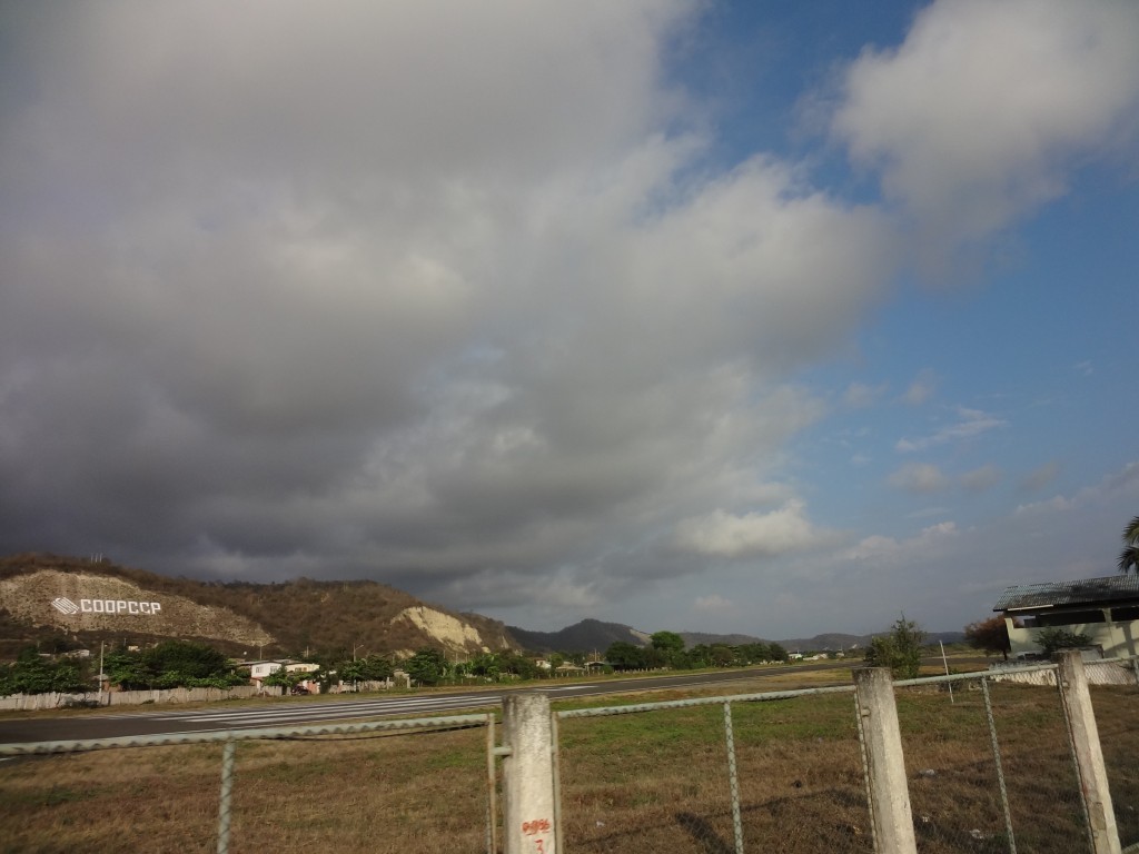 Foto: Aeropuerto - Bahía San  Vicente (Manabí), Ecuador