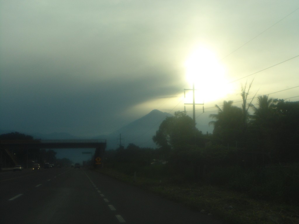 Foto: Llegando a la ciudad - Tuxtla Chico (Chiapas), México