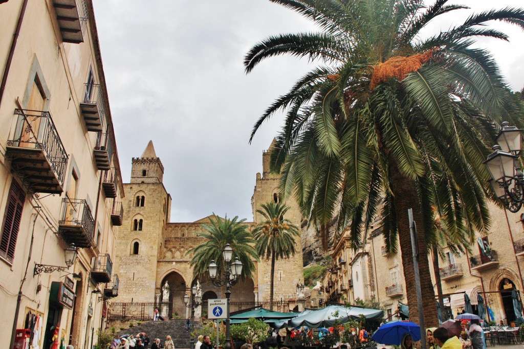 Foto: Plaza del Duomo - Cefalù (Sicily), Italia