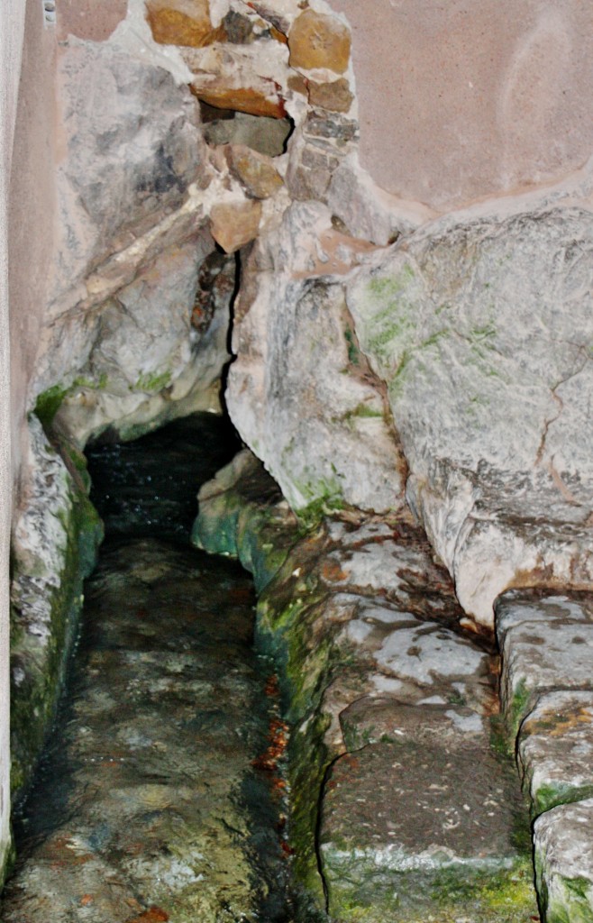 Foto: Lavaderos en un manantial - Cefalù (Sicily), Italia