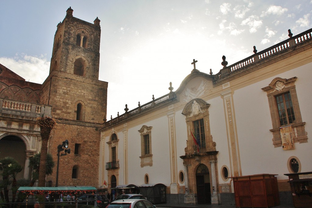 Foto: Plaza Vittorio Emanuele - Monreale (Sicily), Italia