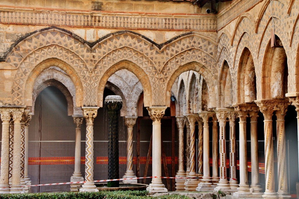 Foto: Claustro de la Catedral - Monreale (Sicily), Italia