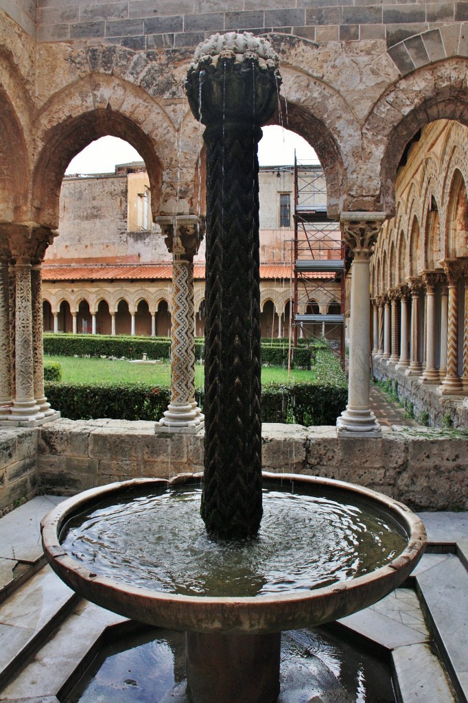 Foto: Claustro de la Catedral - Monreale (Sicily), Italia