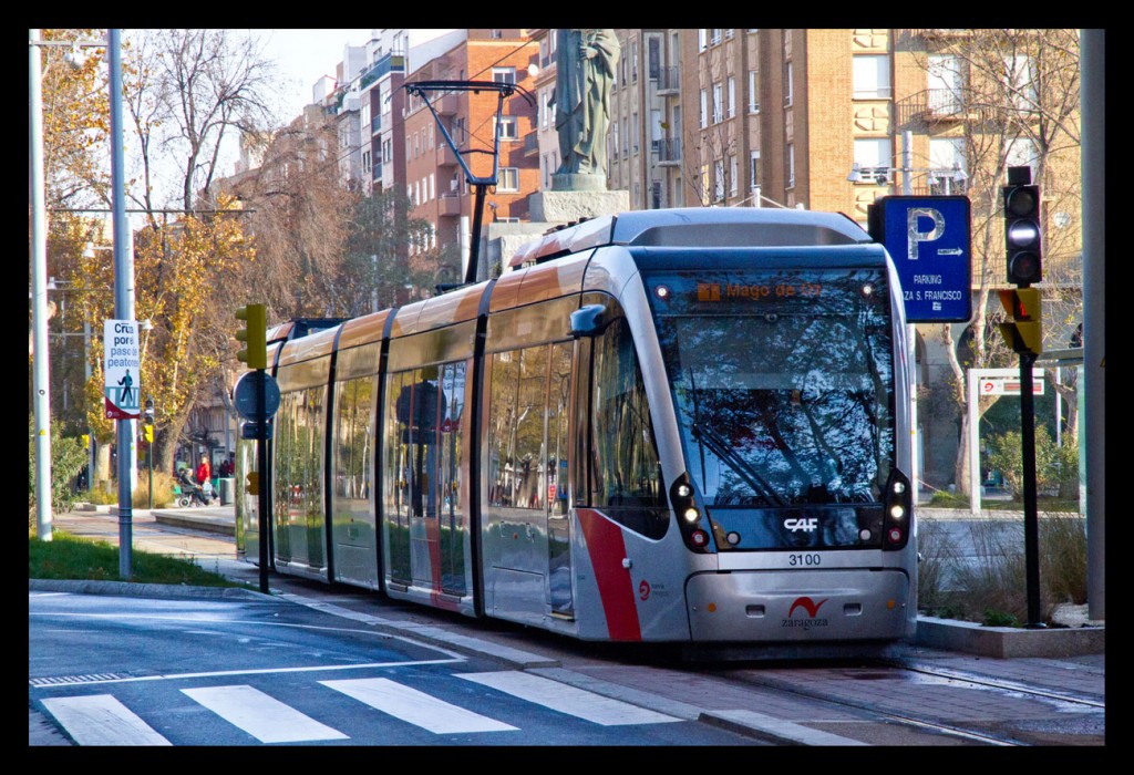 Foto: tranvia - Zaragoza (Aragón), España