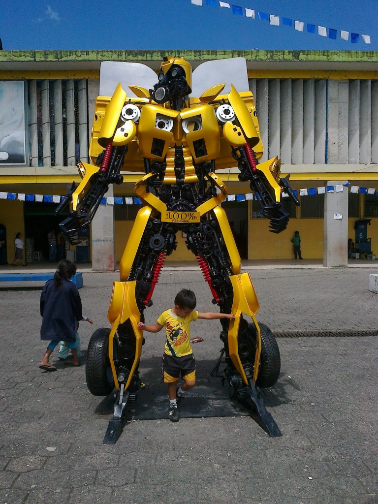 Foto: Un transformer - Puyo (Pastaza), Ecuador