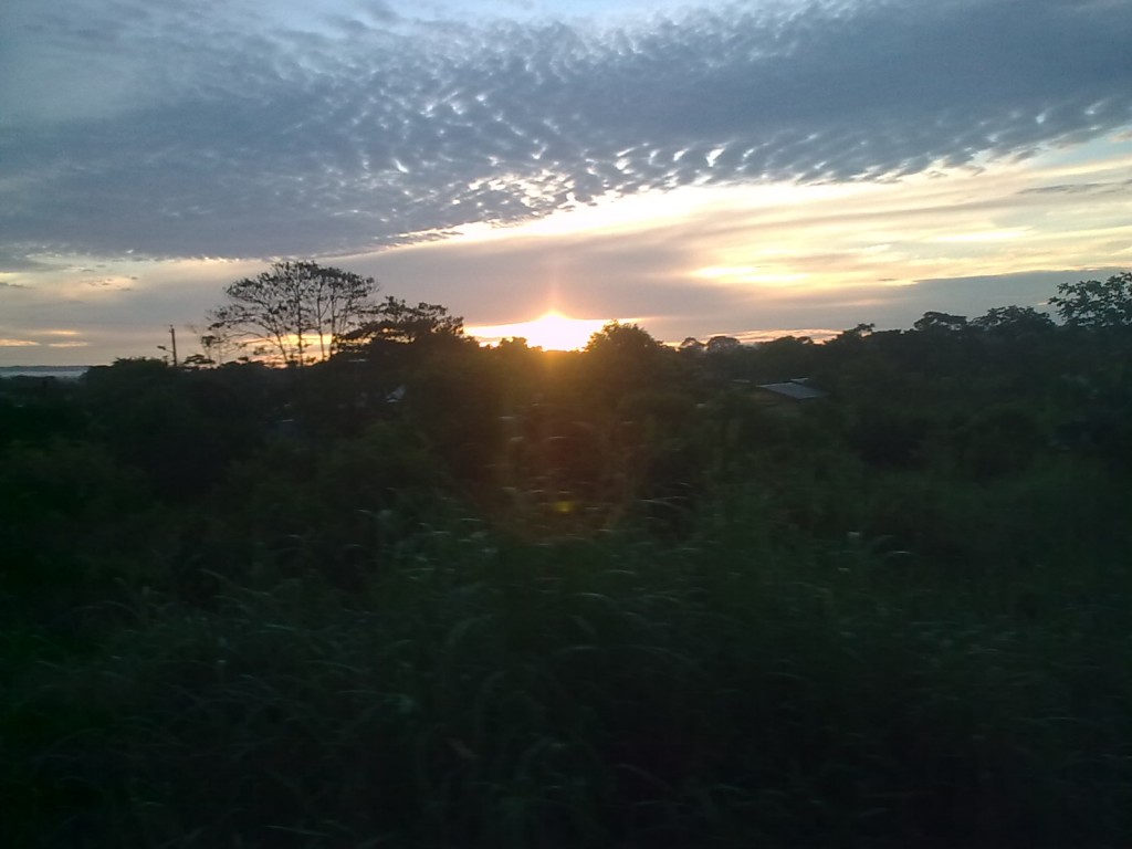 Foto: amanecer - Puyo (Pastaza), Ecuador