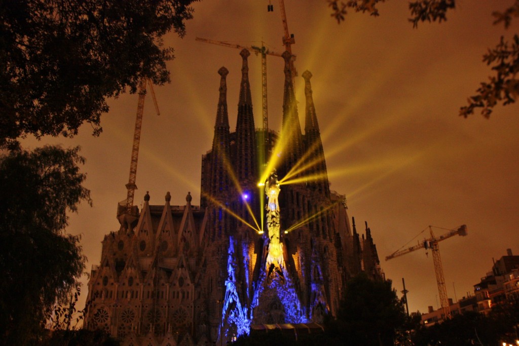 Foto: Iluminación de la Sagrada Familia - Barcelona (Cataluña), España