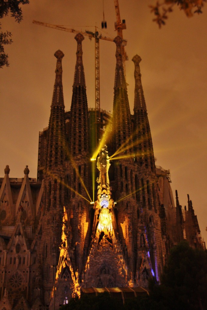 Foto: Iluminación de la Sagrada Familia - Barcelona (Cataluña), España