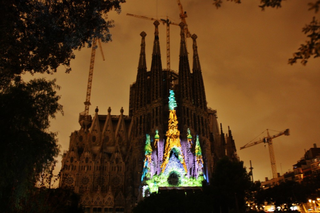 Foto: Iluminación de la Sagrada Familia - Barcelona (Cataluña), España