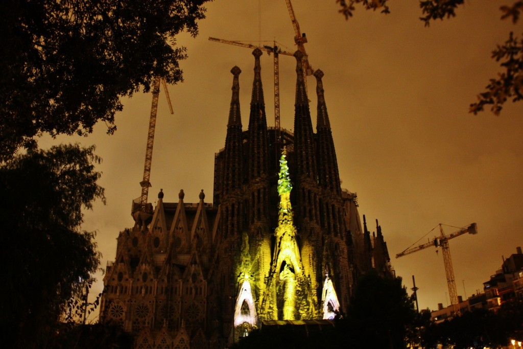 Foto: Iluminación de la Sagrada Familia - Barcelona (Cataluña), España