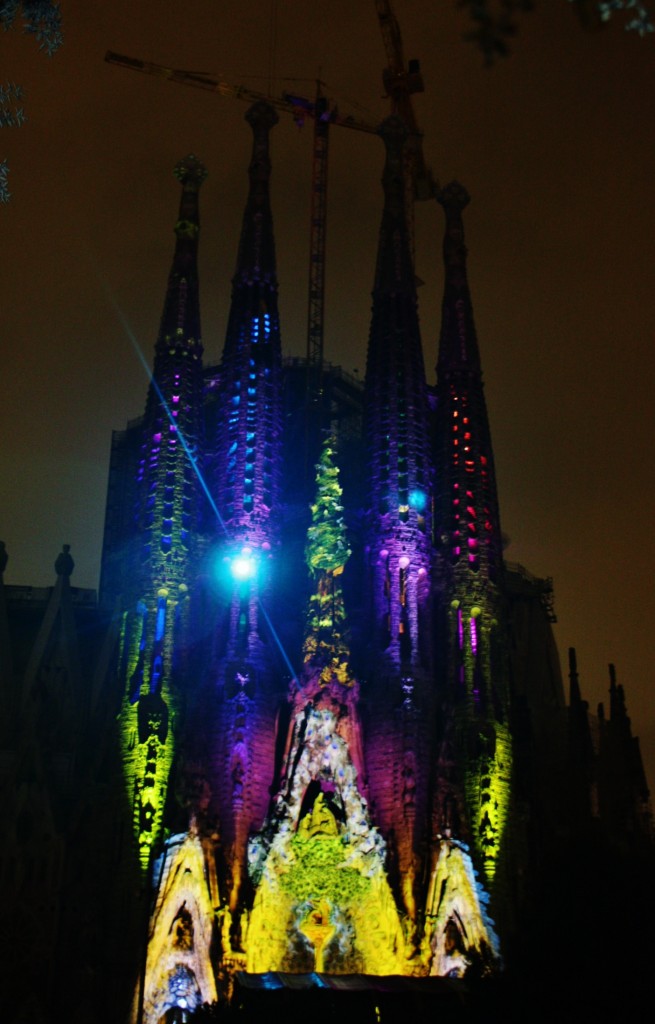 Foto: Iluminación de la Sagrada Familia - Barcelona (Cataluña), España