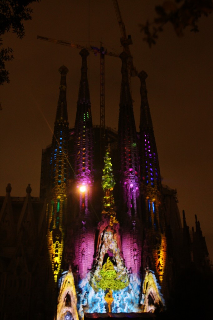 Foto: Iluminación de la Sagrada Familia - Barcelona (Cataluña), España