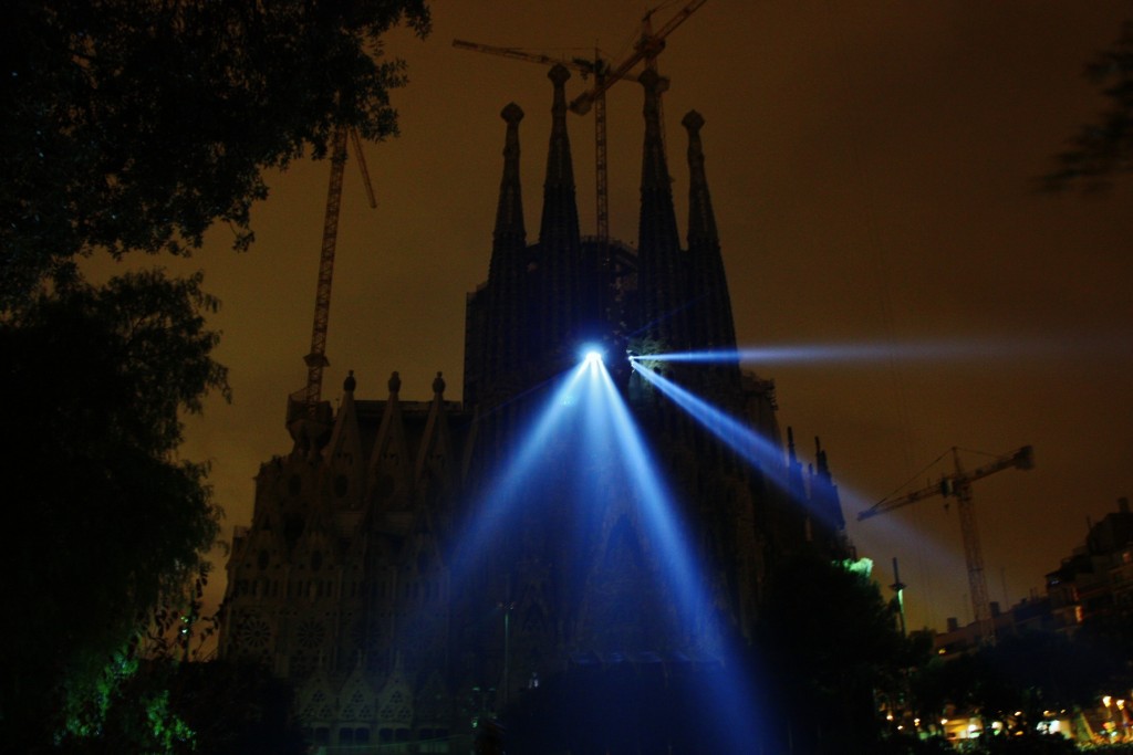 Foto: Iluminación de la Sagrada Familia - Barcelona (Cataluña), España