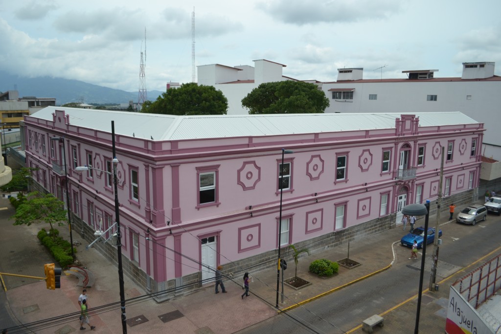 Foto: ANTIGUA BIBLIOTCA - Alajuela, Costa Rica