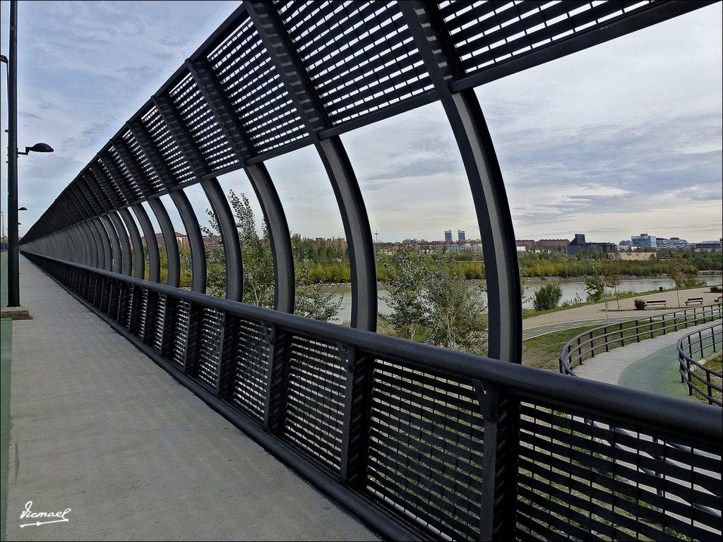 Foto: 121107-20 PUENTE EBRO A-2 - Zaragoza (Aragón), España