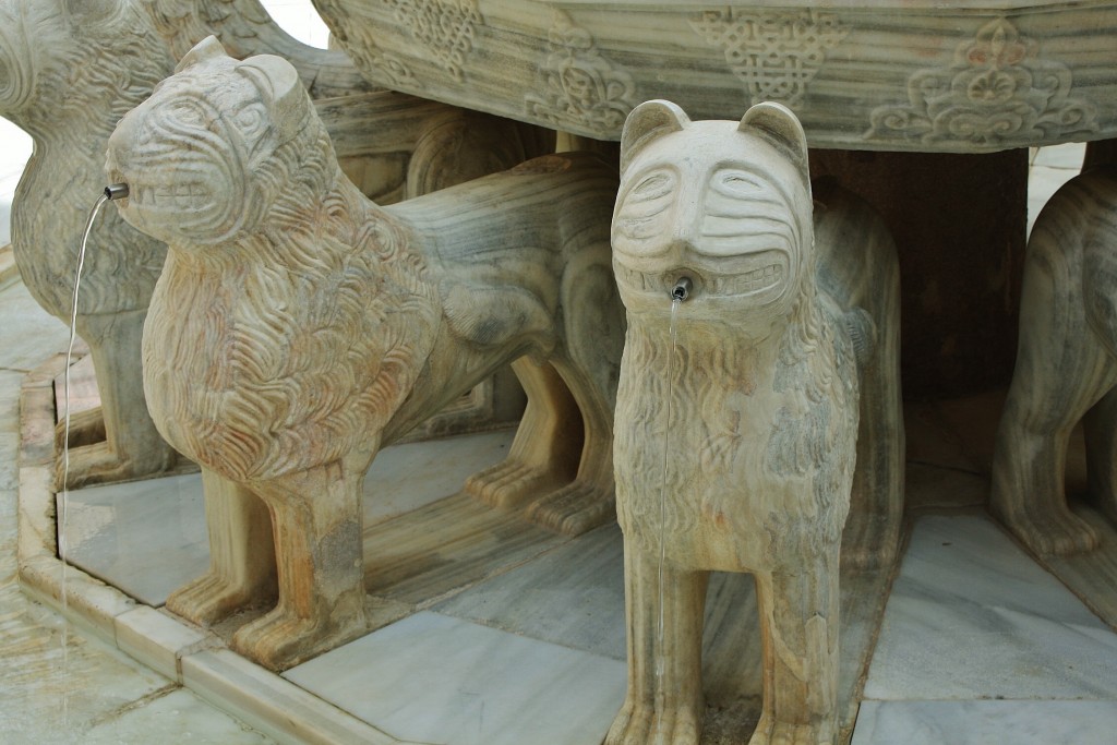 Foto: La Alhambra: patio de los Leones - Granada (Andalucía), España