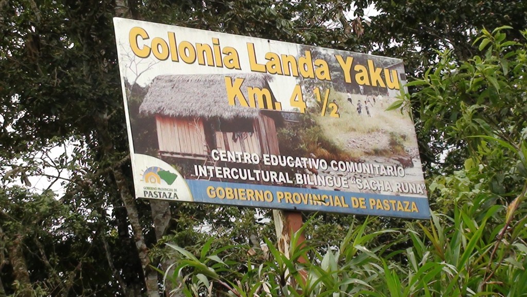 Foto: Balla publicitaria - Puyo (Pastaza), Ecuador