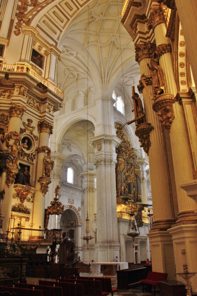 Foto: Interior de la catedral - Granada (Andalucía), España