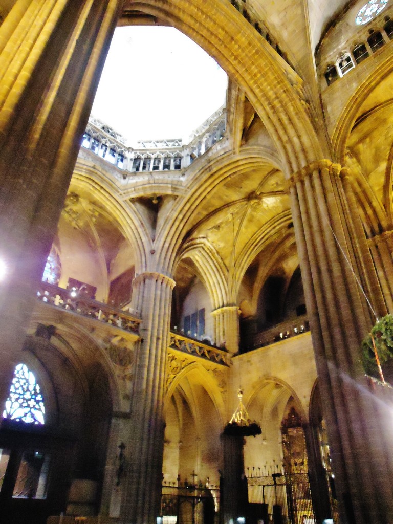 Foto: Interior de la catedral - Barcelona (Cataluña), España