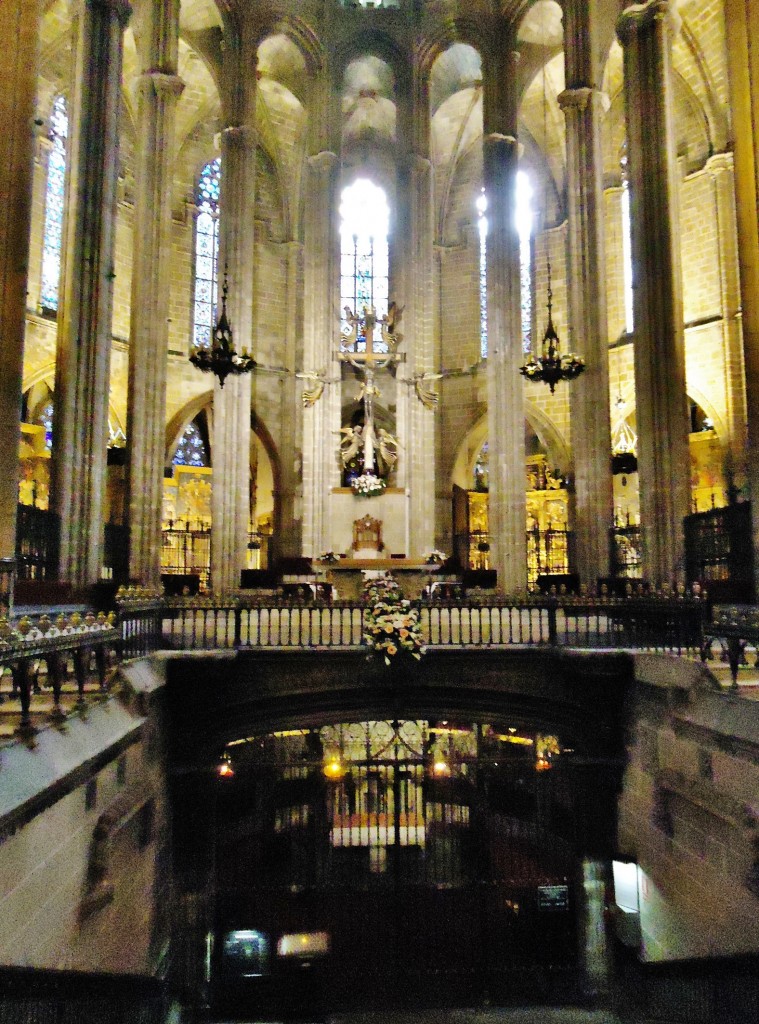 Foto: Interior de la catedral - Barcelona (Cataluña), España