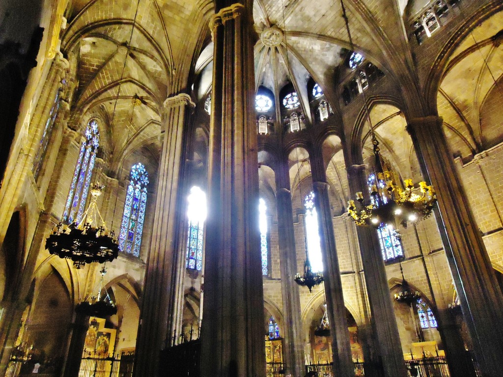 Foto: Interior de la catedral - Barcelona (Cataluña), España