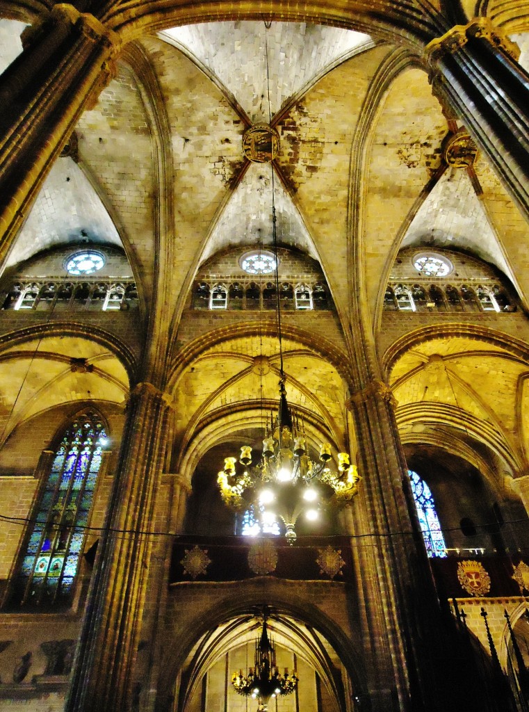 Foto: Interior de la catedral - Barcelona (Cataluña), España